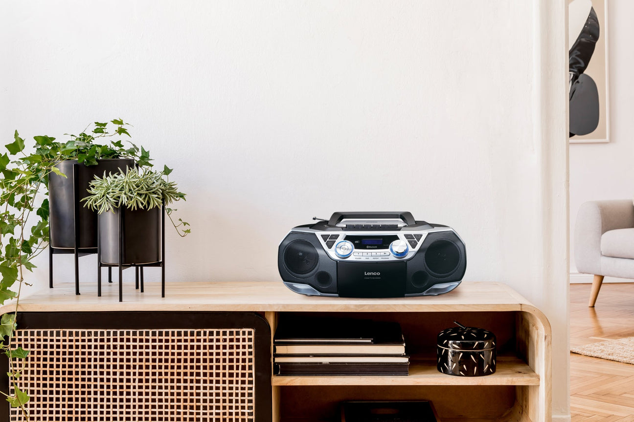 Radio-Kassettenspieler