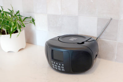 Lenco SCD-6000BK - Tragbares Internetradio mit DAB+/FM, Bluetooth®, CD-Player und großem LCD-Farbdisplay - Schwarz