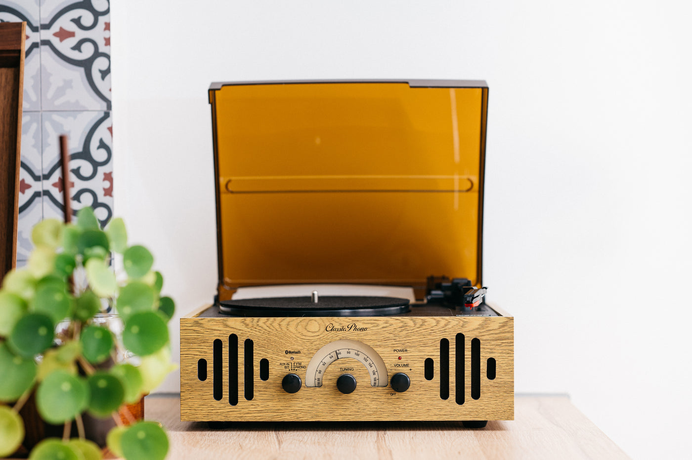 Classic Phono TT-41OK - Retro Plattenspieler - Bluetooth® - Integrierte Lautsprecher - Eiche