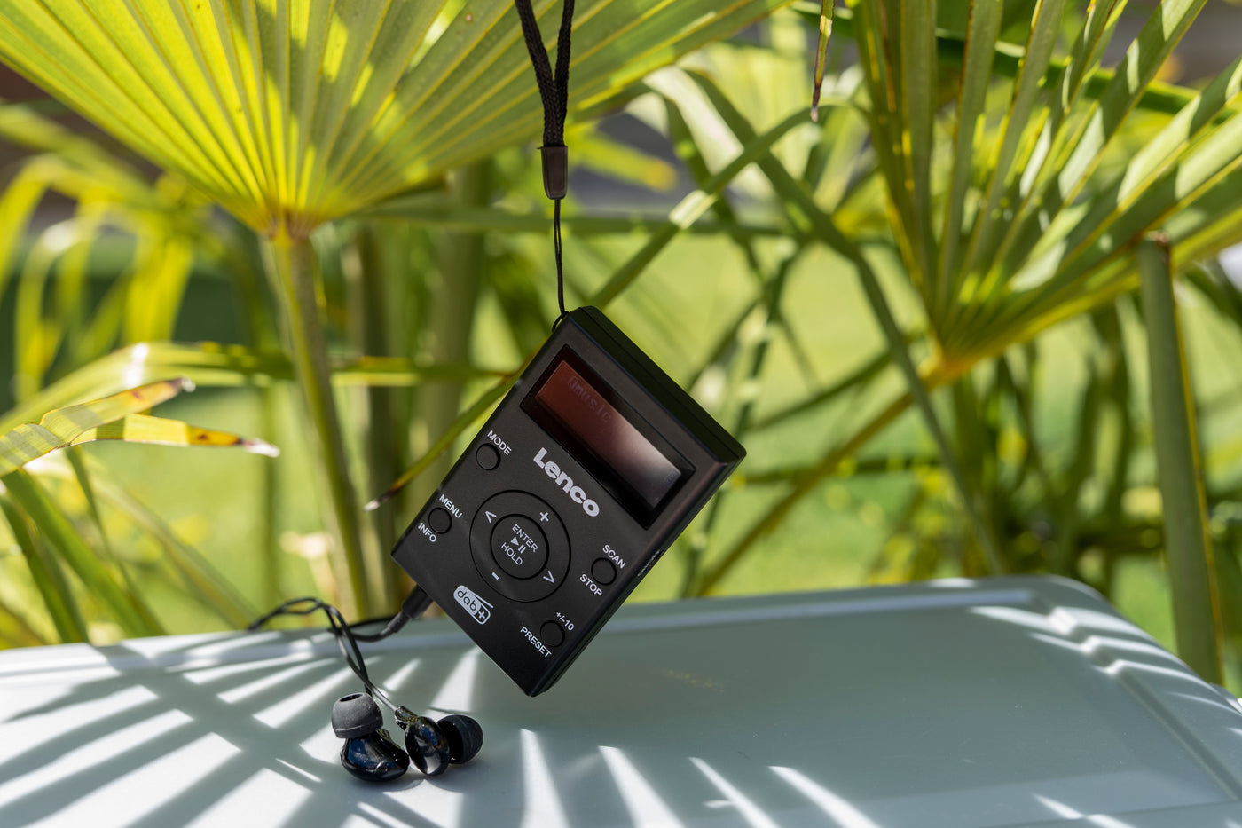 Lenco PDR-011BK - DAB+/FM-Taschenradio mit MP3-Player - Schwarz
